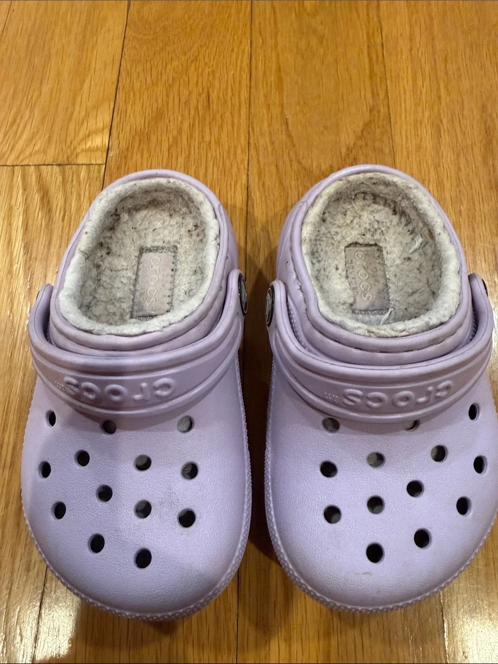 Crocs girls purple lined clog size C7 .